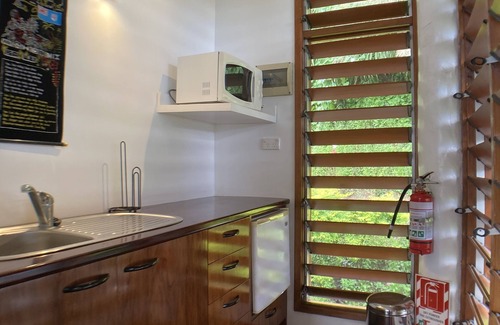 Savusavu Villa | Chic Serene & Secluded Beachfront Villa - Your Own Private Resort