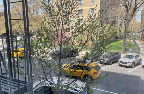 Ukrainian Village Apartment | Chic Studio Apt in the East Village with WiFi and AC, Close to Subway