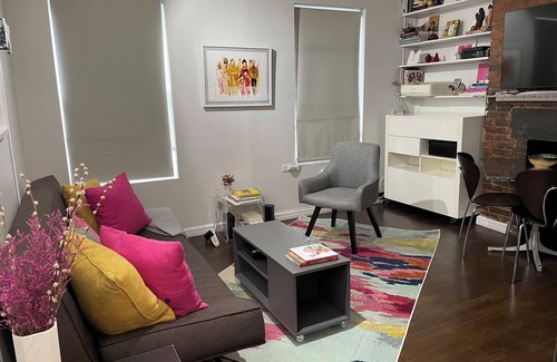 Ukrainian Village Apartment | Chic Studio Apt in the East Village with WiFi and AC, Close to Subway