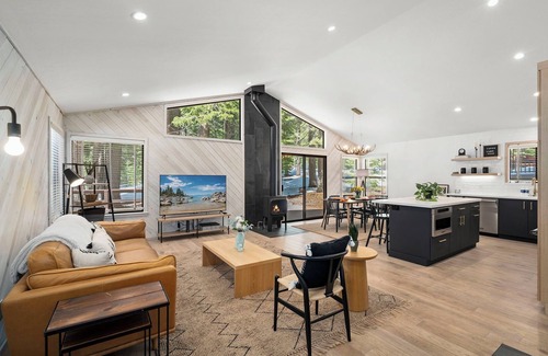 Truckee House | Chic Tahoe Cabin | Soaking Tub, Fireplace, Patio & Forest View, Club Access