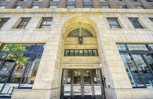 Uptown Apartment | Chic Updated 1bd 1 bth in Downtown Denver