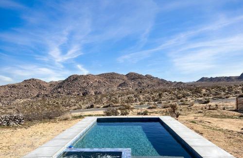 Joshua Tree House | Chicory by AvantStay Modern Desert Retreat w Hot Tub