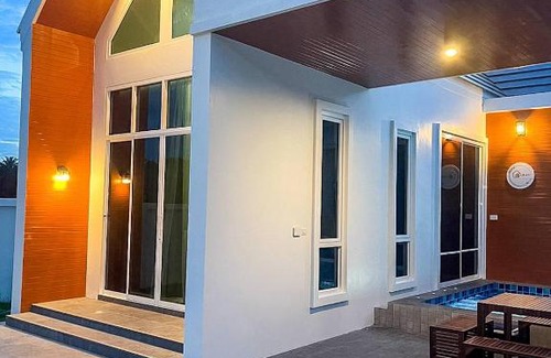 Hin Lek Fai Villa | child shill pool villa