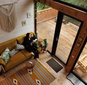 Yablunytsya Ski Chalet | Chili Shale