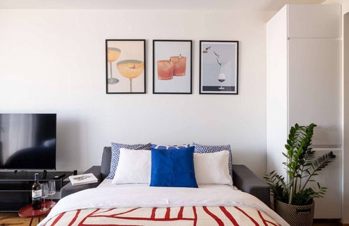 Karlin Apartment | Chill at our luxurious apartment in the beating heart of modern Prague.