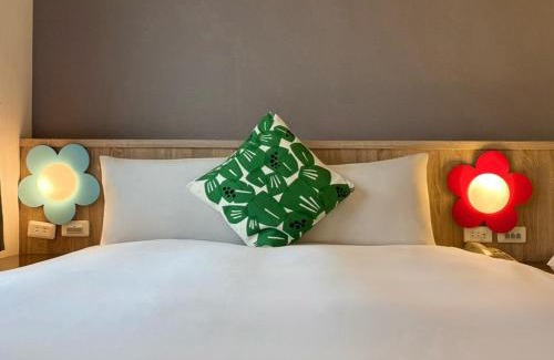 Cianjin District Hotel | Chillax Inn 知樂愛河館