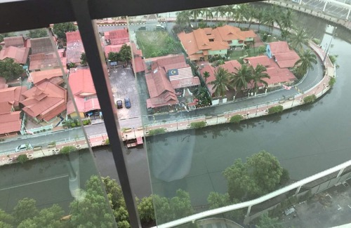 Kampung Morten Apartment | Chillax@Malacca River