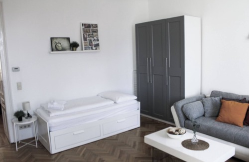 Oberdobling Apartment | Chillout Lounge, Bright, Public Transport, Public Parking, Contactless Checkin