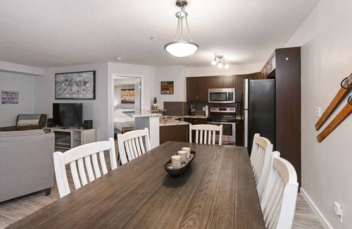 East Kootenay Apartment | Chinook Pointe | Ground Floor | Pool | Hot Tub