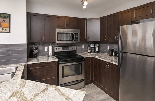 East Kootenay Apartment | Chinook Pointe | Ground Floor | Pool | Hot Tub