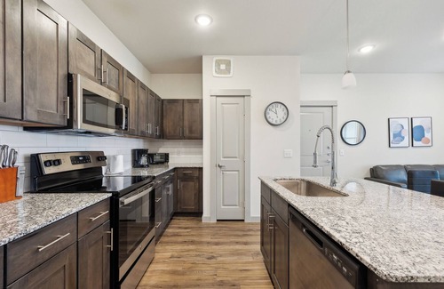 Cleburne Apartment | Chisholm Trace 734 I Spacious 1 Bed 1 Bath