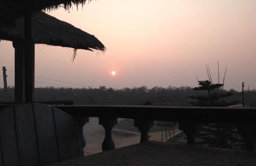 Sauraha Resort | Chitwan Tiger Camp