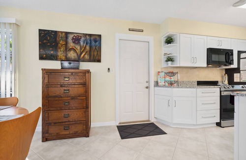 Siesta Key House | Chloe's Villa on Siesta Key, A Private 1/1 Escape