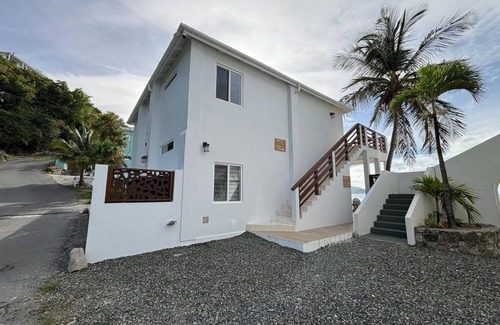 West End Villa | CHMADA BEACH VILLA beachfront villa w/pool, Apple Bay walk to surf & restaurants