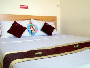 Nong Pa Khrang Hotel | Choktawee Smile