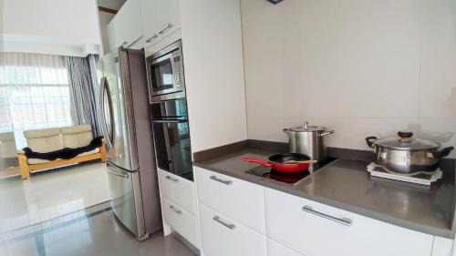 Bang Sare Villa | Chris Pool Villa Pattaya