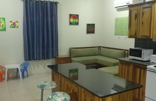 Tower Isle Apartment | Chrisanns Hidden Cove Double Bed room max 3 guests, pool, beach