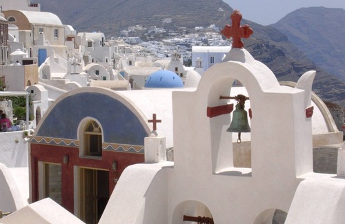 Oia Apartment | Christa's HomenComfortable studio for 2 people, pool, breathtaking seeview