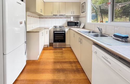 Sawmill Settlement House | Christensen - Pet Friendly home at the base of Mt Buller