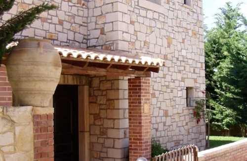 Pendamodi Villa | Christina II
