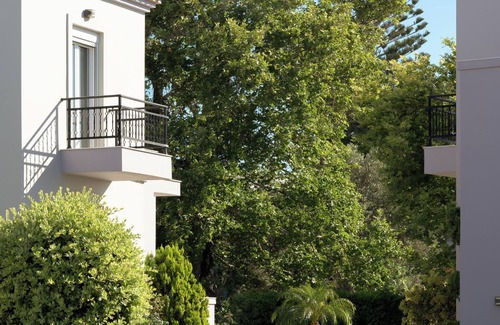 Sfakaki Villa | Christina Villa III, Steps to Sandy Beach