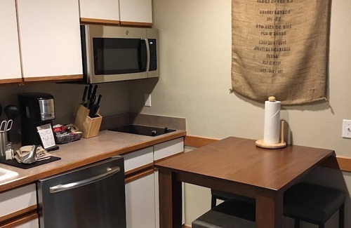Woodmoor Condo | Christmas in Breckenridge! Dec. 22-29 units with lock off and garage!