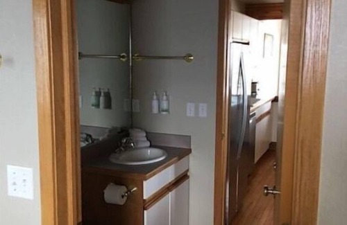 Baldy Mountain Resort | Christmas in Breckenridge! Dec. 22-29 2 units with lock off and garage!