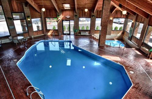 Chillicothe Hotel | Christopher Inn and Suites