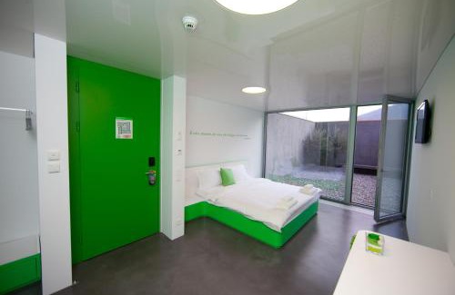 Mezzovico Hotel | Chromotel self check-in