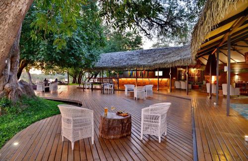 Victoria Falls Cabin | Chundu Island