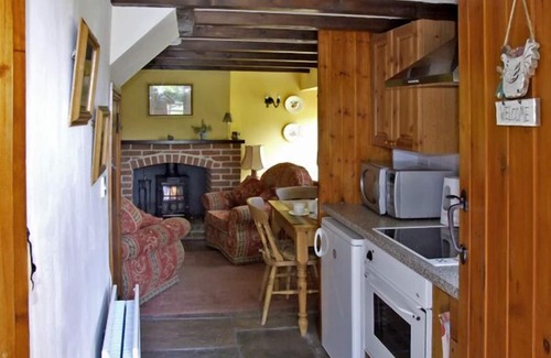 Fenny Bentley Cottage | CHURCH BARN, character holiday cottage in Fenny Bentley