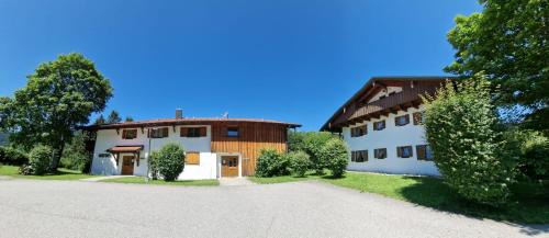 Aschau im Chiemgau Apartment | ciao-aschau Grenzhub FeWo Alpen Hidaway 110