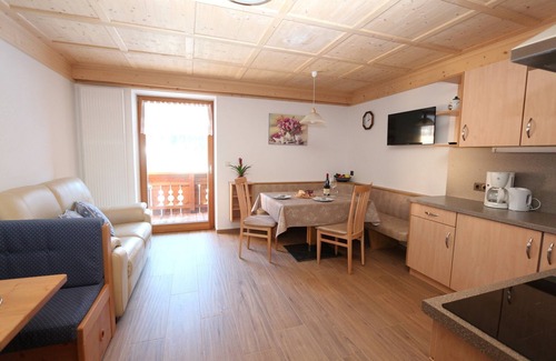 Longiaru Apartment | Ciasa Linda, Apartment 2 with beautiful views of the Dolomites