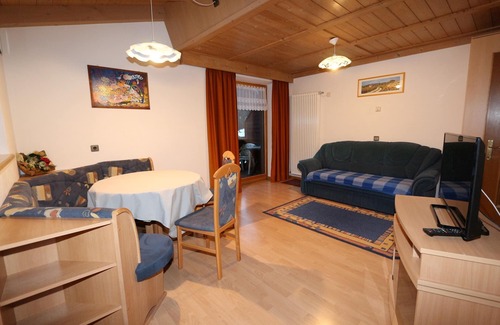 Longiaru Apartment | Ciasa Linda, Apartment 3 with a beautiful view of the Dolomites