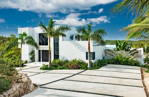 Bouvet Island Villa | Cielo - Private Beachfront Villa