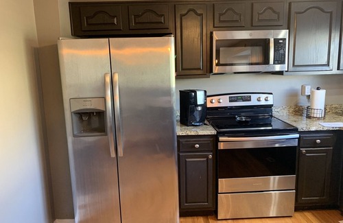 Florence House | Cincinnati/KY Airport-5Bed Vacation Home-close to Cincinnati, Ark, I71/75