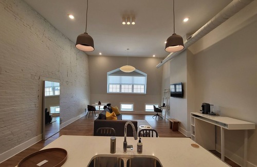Central Business District Condo | Cincinnati penthouse 1 bed 1.5 bath between OTR & CBD