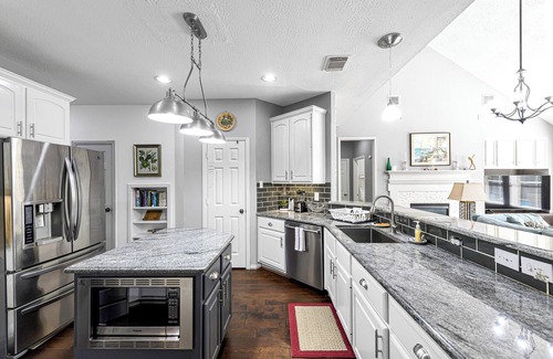 Cinco Ranch House | Cinco Ranch 30+ Days – Pool & Park Access