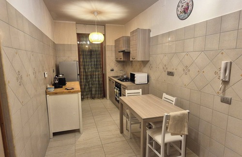 Zona XV Torre Maura Apartment | Cinecittà view Castelli Romani