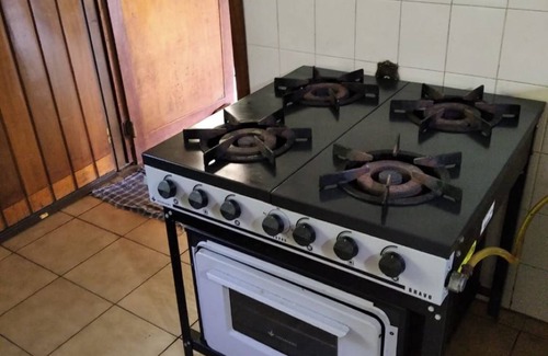 Sao Joao Novo House | CINEMATOGRAPHIC, COZY private! Horse near the end of the week 24-25 Aug 1,200