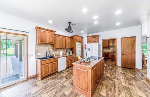 Stillwater House | Circle Arrow Retreat-Country Home Just 2.5 miles from Stillwater