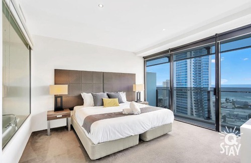 Surfers Paradise Apartment | Circle on Cavill – 1 Bedroom Ocean Spa Unit, Surfers Paradise