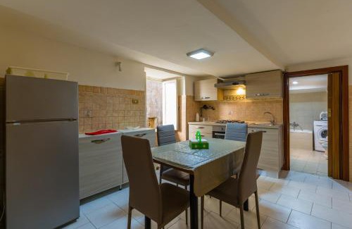 Naples City Centre Apartment | Cirillo 60