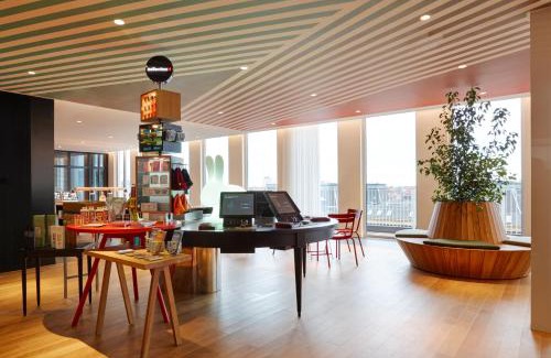 København V Hotel | citizenM Copenhagen Radhuspladsen