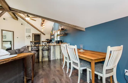 Asheville Apartment | City Access Country Charm w/Hot Tub and King