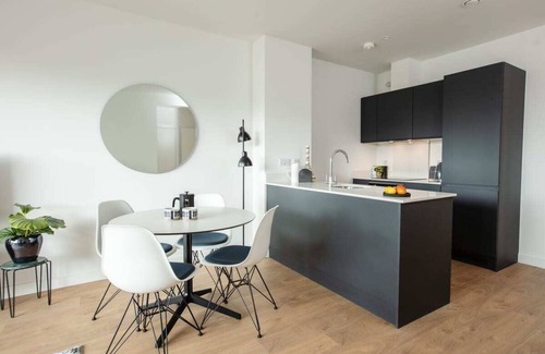 North Wall Apartment | City Apartments by Dublin At Home Three