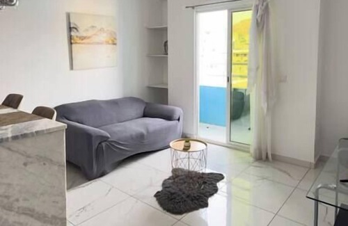 Praia Apartment | City Center: 1-bdr apt in Palmarejo - LCGR