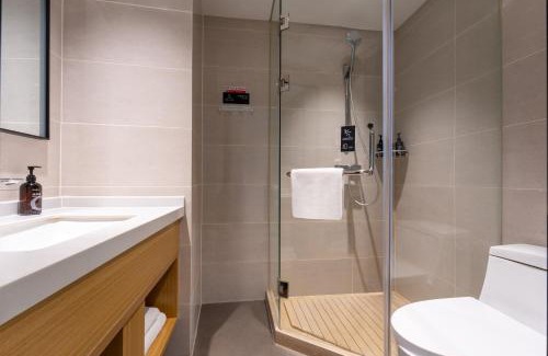Yunxi County Hotel | City Comfort Inn Shiyan Yunxi Huangshan Park Branch