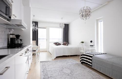 Etelainen District Apartment | City Island Studio Apartment, 4 beds, street parking, 3km to Helsinki city center, bus stop 200m