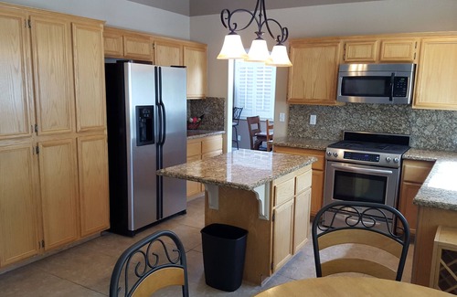 Las Vegas House | City Licensed! Palm Trees And Private Oasis With All The Comforts Of Home